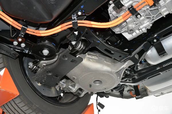 小米澎程N90拆车:满满当当全塞下,铝合金悬架用料顶!