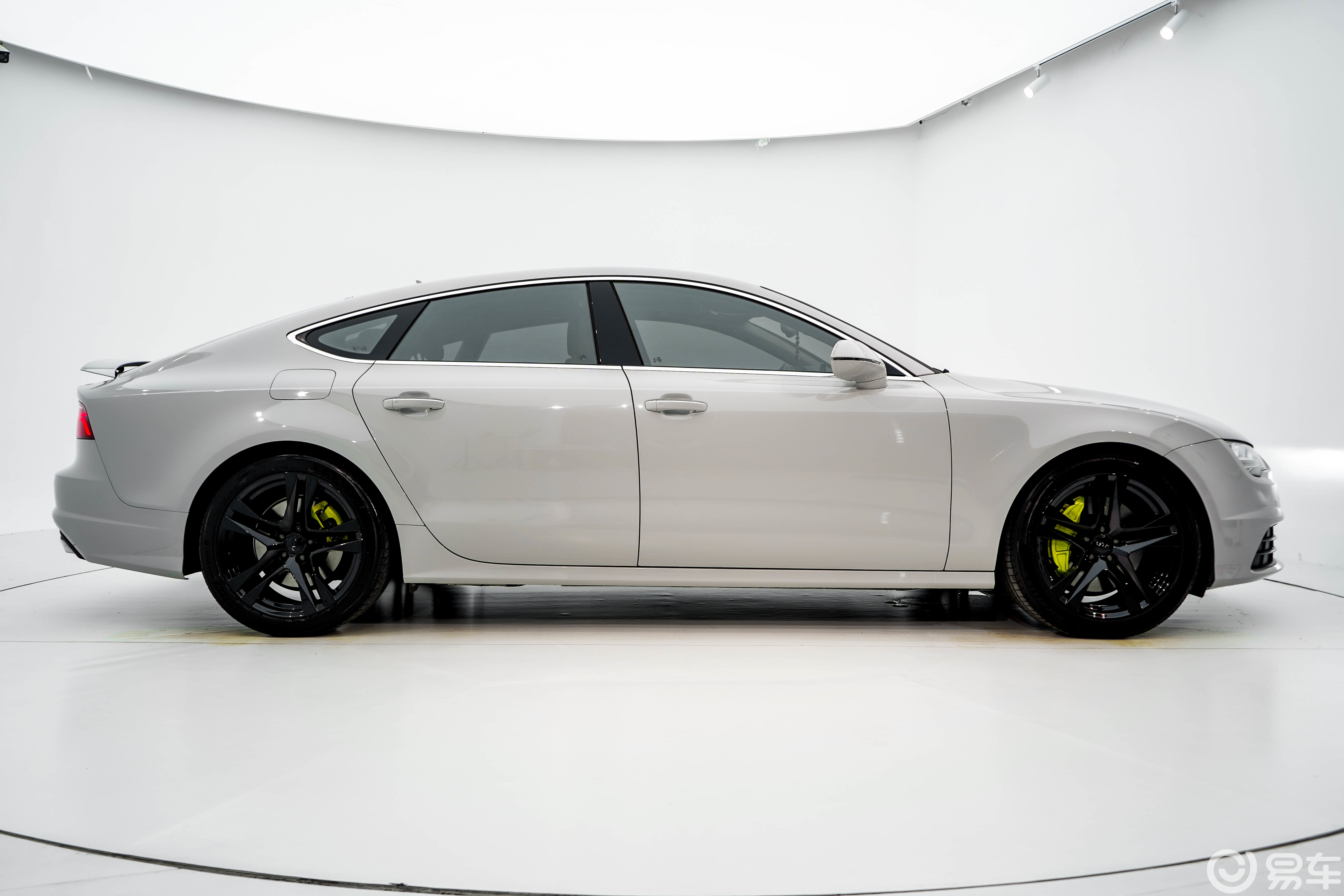 奥迪a7苍穹蓝颜色好看吗_易车知识库