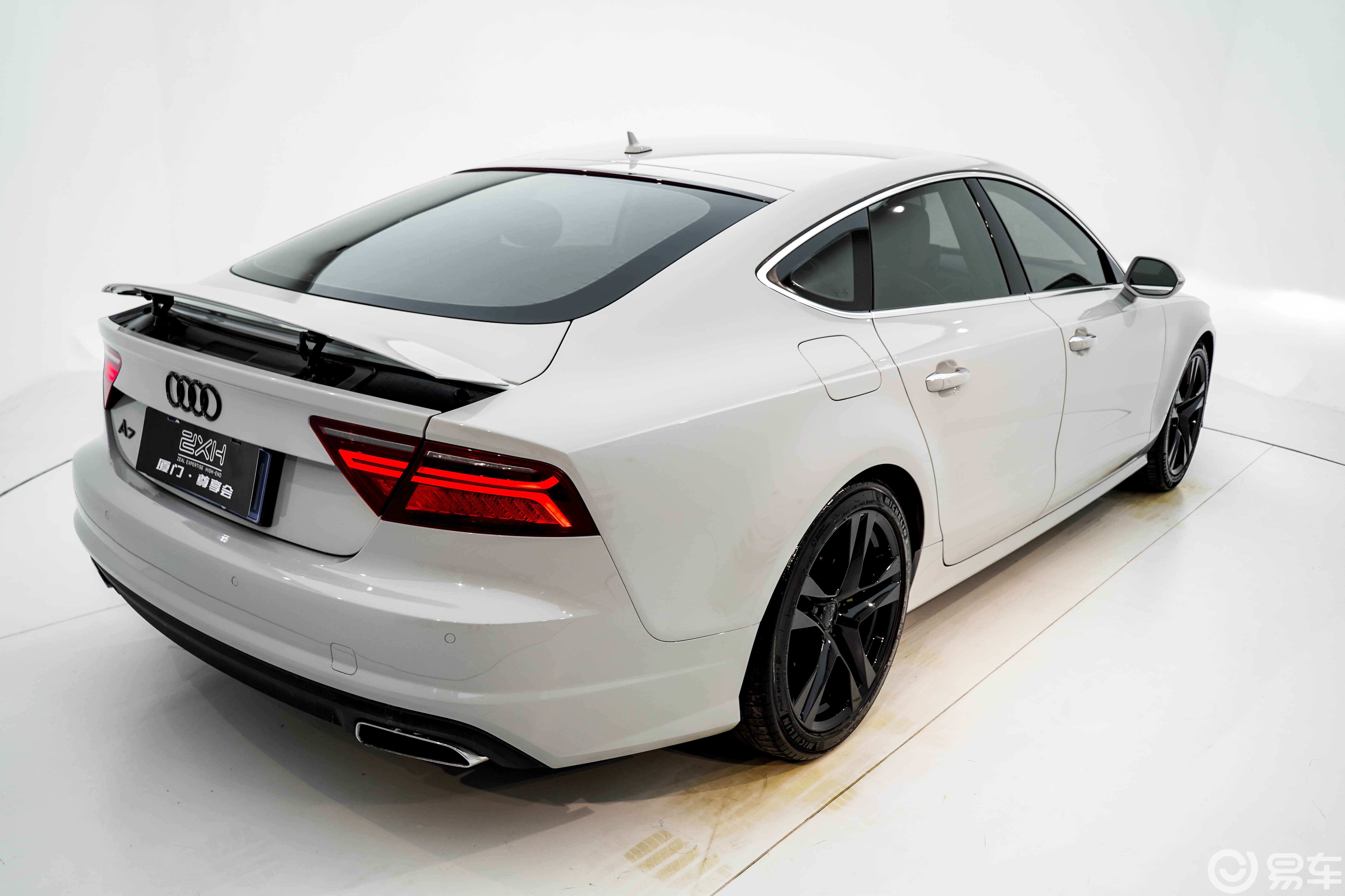 奥迪a7苍穹蓝颜色好看吗_易车知识库