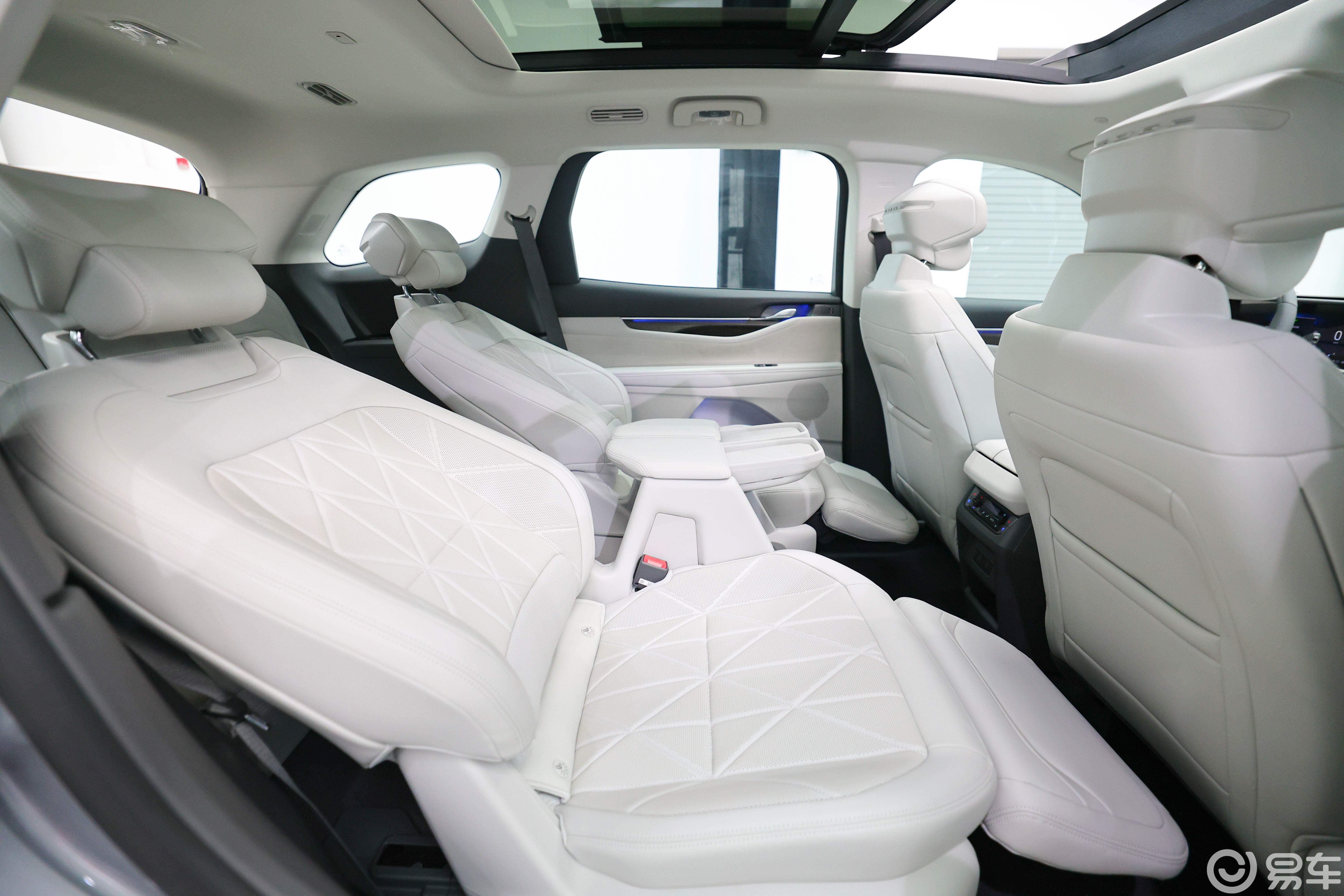 26新款锐界L VS 26新款汉兰达,大七座谁更有诚意