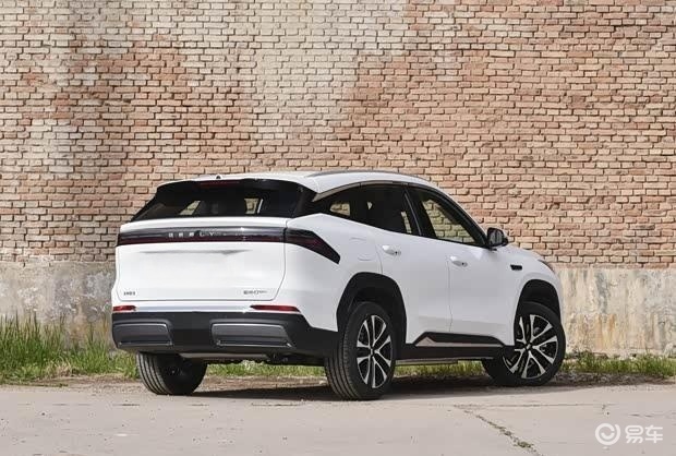 吉利银河M7预售在即 综合续航1730km