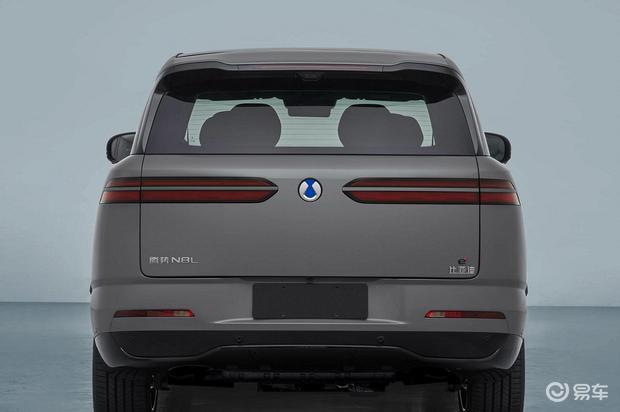 腾势N8 L闪充版开启预售：35万元起，续航430km