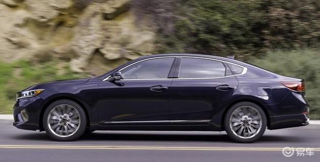 全新起亚k7亮相国外,神似玛莎拉蒂,外观不输雷克萨斯es