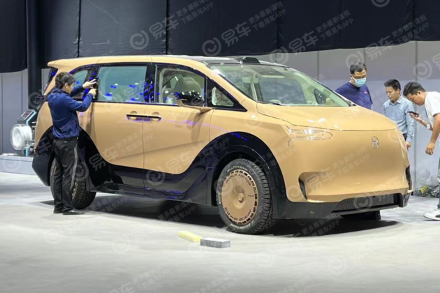 V12 engine visual data 2