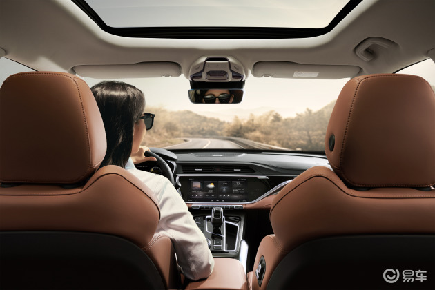 吉利icon视野驾驶座后车门