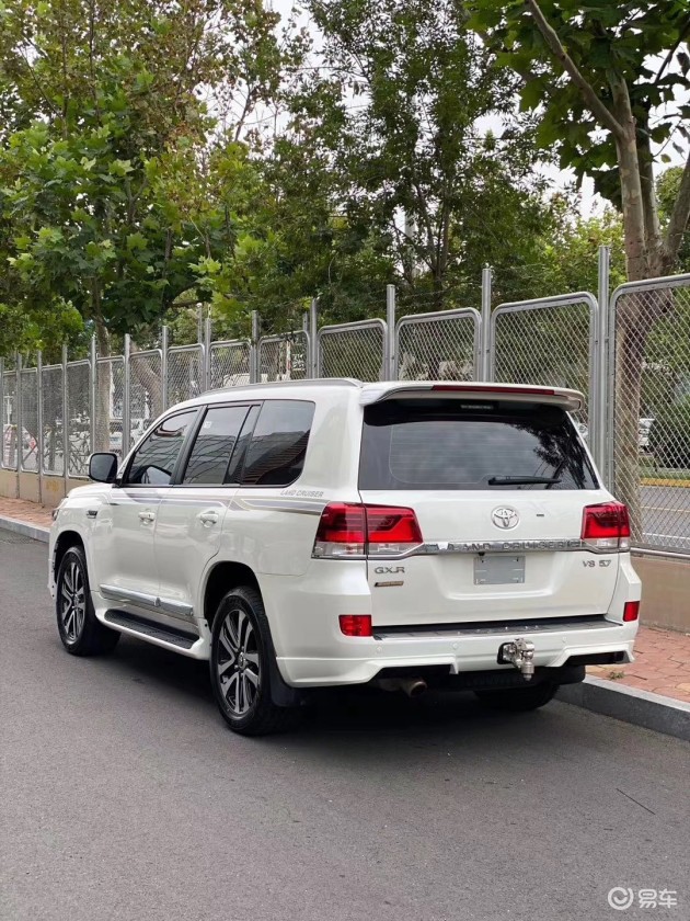 2020款丰田酷路泽4.0l越野佼佼者 陆巡v6天津报价