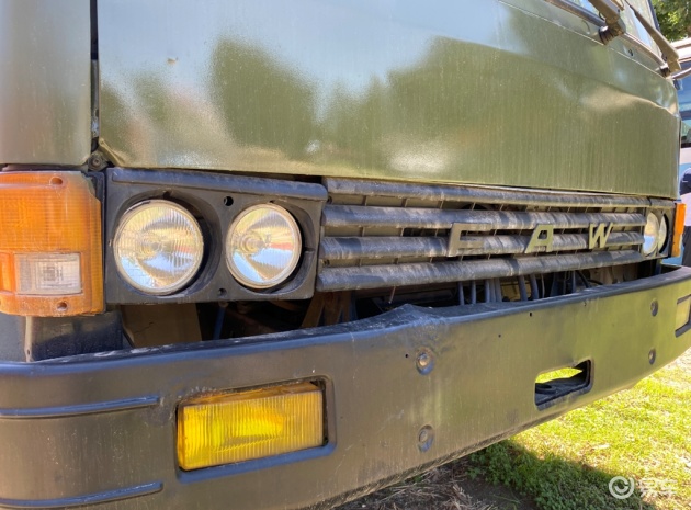 九十年代一汽"平头柴" 解放ca1121j载重卡车