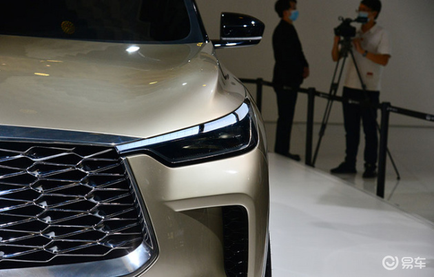 什么叫悬浮车顶 6fa861e59939452fb67a0d9c39a3d103.jpeg