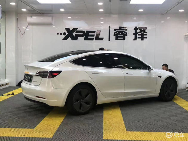 易车 正文睿择改色组出品 特斯拉model 3装贴镭射