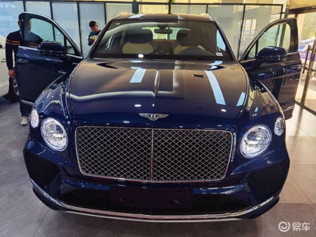 21款宾利添越现车温莎蓝亚麻白帝王蓝全国独一台颜色4座