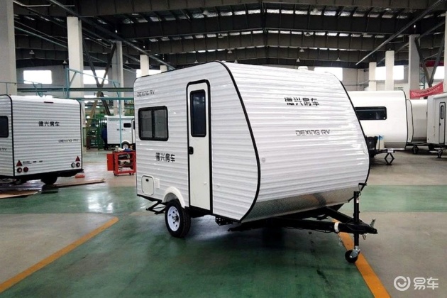 德兴型迷你拖挂式房车498万起售蓝牌c本轻松拖