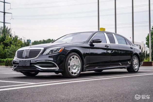 奔驰s加长迈巴赫普尔曼5.98米包牌价多钱 迈巴赫奔驰s