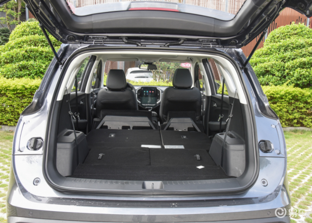 宝骏530车身-内饰-空间-易车