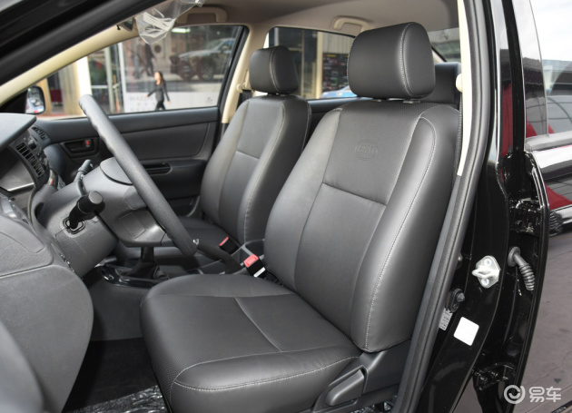 比亚迪f3空间_前脸_头枕