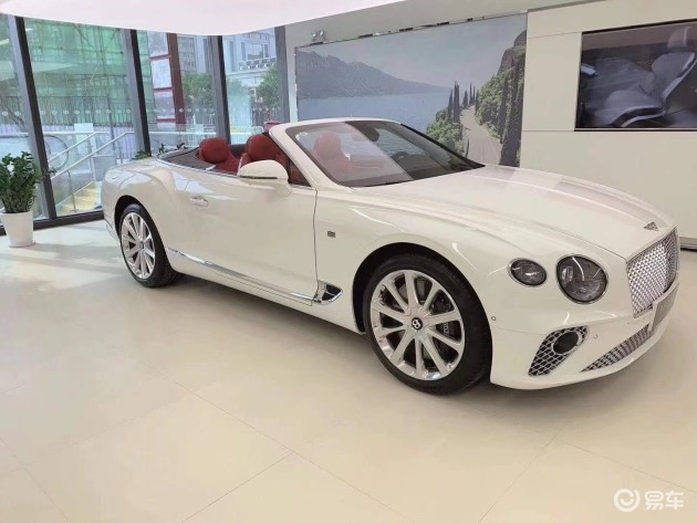 全新宾利欧陆敞篷轿跑兼顾动力性能和舒适性