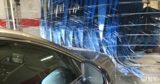 加油站自动洗车 伤车漆都是小事儿 了解完这几点再尝试 易车