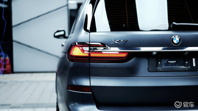宝马x7车衣_格栅_尾灯
