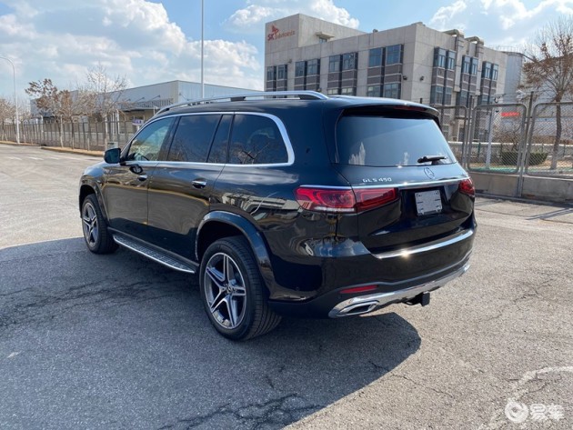 奔驰gls马力_内饰