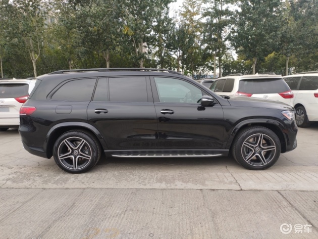 奔驰gls马力_车身