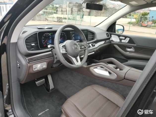 奔驰gls内饰