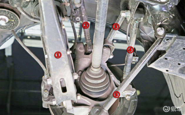 保时捷911独立悬挂连杆