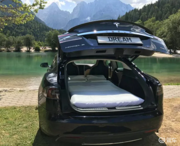 除了住家和酒店 电动车为什么能成为你的第二张 床 易车