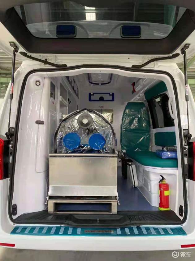 奔驰救护车是什么车型C位出道，性能再升级，9速奔驰救护车全新上市_https://www.jmylbn.com_新闻资讯_第8张