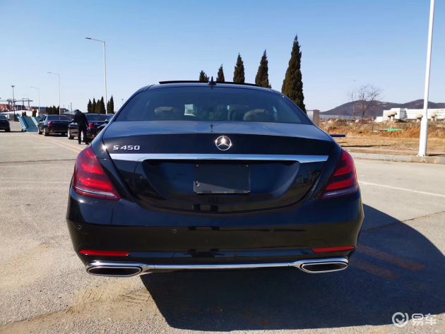 卡尔森 s级立标-后排-车身-易车