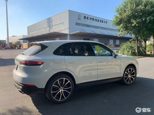 车主陷入了失落朋友说保时捷卡宴的30万韩元的价格完全没有价