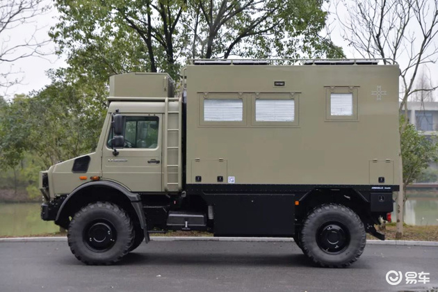 乌尼莫克驾驶室门板车轮