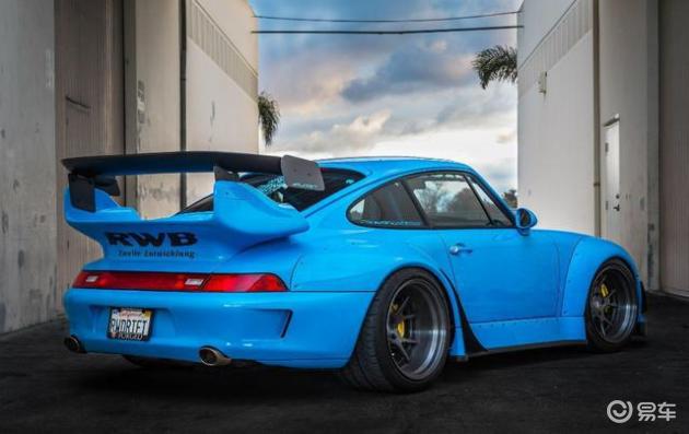 复古艺术结合的改装车——保时捷RWB_易车