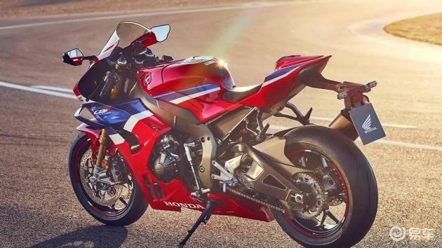 2024本田CBR1000RR-R:火刃的新进化_易车