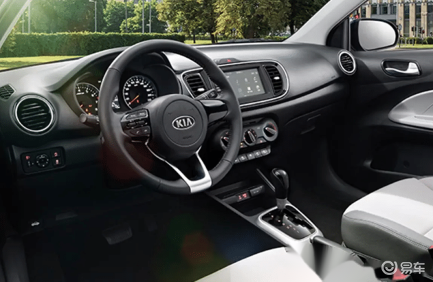 让我们来探讨一下起亚焕驰的舒适性无论是驾驶还是乘坐_易车