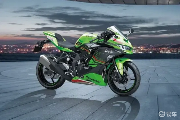 川崎Ninja ZX-25RR马来西亚发布，250cc直列四缸引擎，声浪一流！_易车