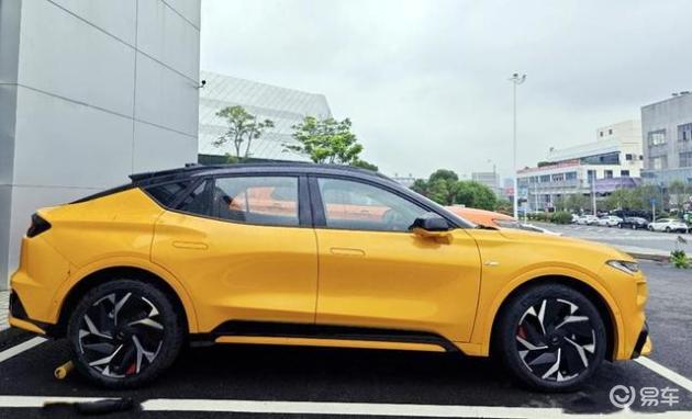 主打跨界风,蒙迪欧运动版上市,超20万定价很难被接受?