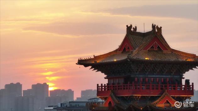 第五代DM技术首搭SUV,开创油耗3时代!比亚迪宋家族双车齐发