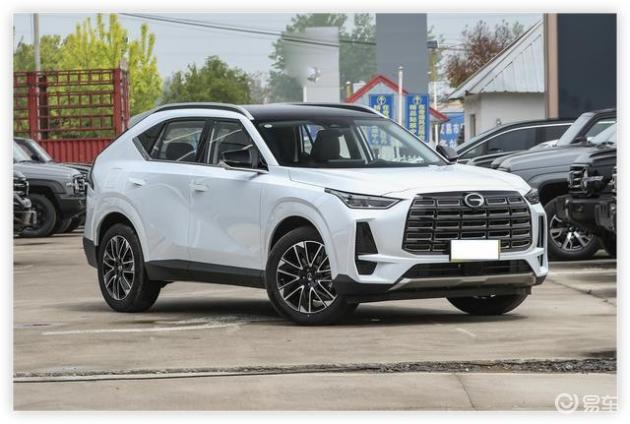 油比电省！10万级SUV，油耗6.8L，8.8s破百，传祺GS4 MAX香吗？