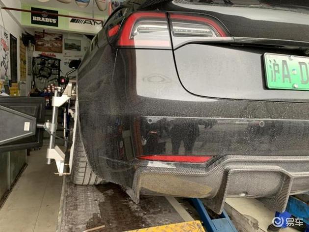 特斯拉model 3 model Y底盘连杆可调摆臂倾角改装低趴改装案例