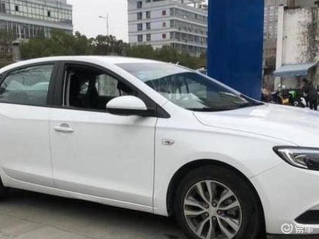 又一合资车“扛不住了”，从16.98万跌至9万，1公里3毛喝92油