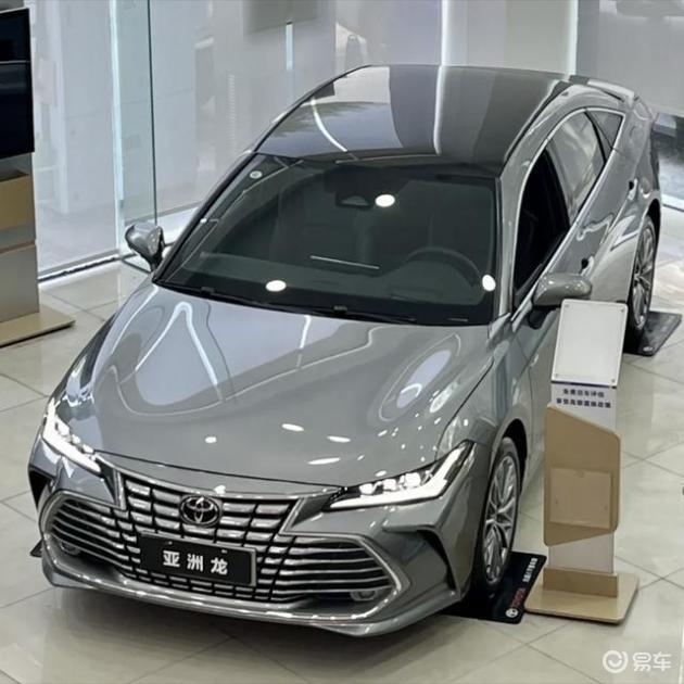 省心，耐用，空间大，适合家用，2024款丰田亚洲龙15.9W开回家！