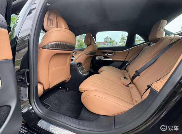 奔驰e300l立标白色好吗_浙江奔驰E300L 车主分享_奔驰E300L 2024款 黑色豪华型