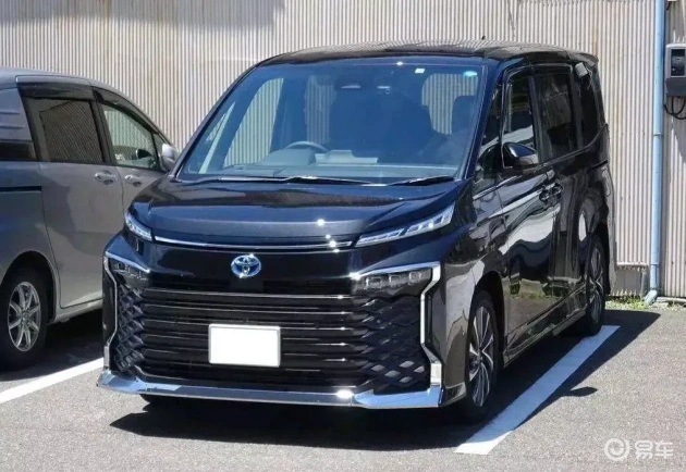 丰田16万起，1.8L混动7座MPV，侧滑门设计_易车