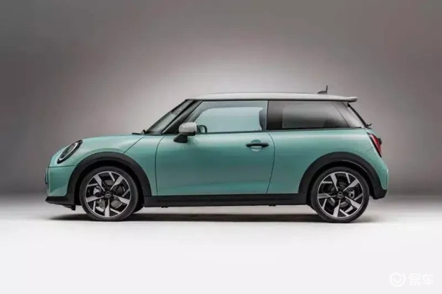 全新MINI Cooper燃油版，限时特惠20.88万起