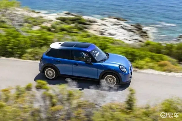 全新MINI Cooper燃油版，限时特惠20.88万起