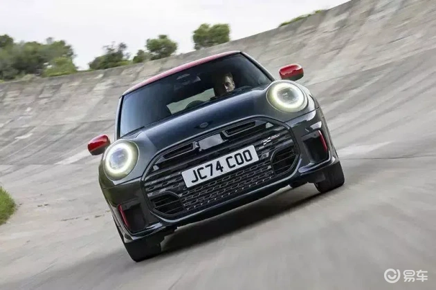 全新MINI Cooper燃油版，限时特惠20.88万起