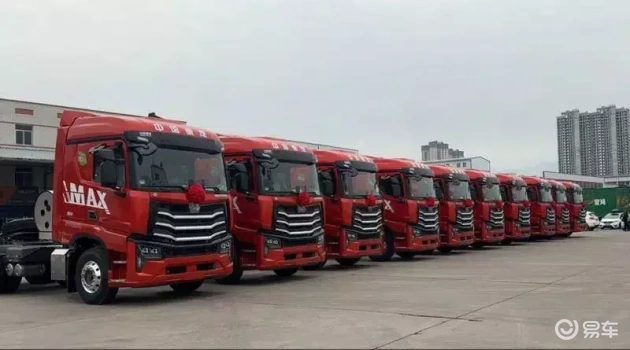 2025最新款天然气牵引车_中国重汽豪沃TH7-N牵引车_豪沃TX7燃气车煤炭运输