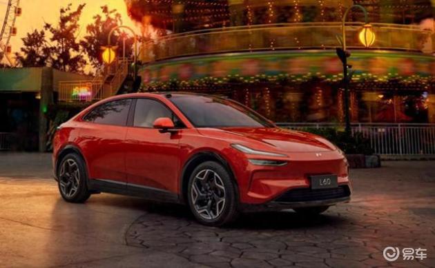 乐道L60 vs Model Y：全能SUV出行对比