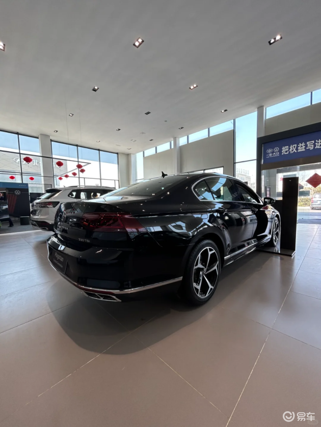 揭秘14.98万迈腾众享款280TSI，探店惊喜多