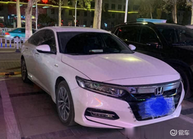 10代车主试驾11.5代雅阁，细节升级，竞品对比