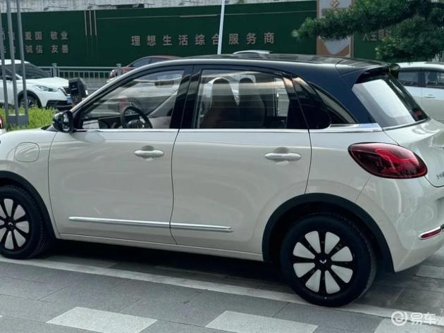 两款热门小车，吸引女性，6.98万却抢不到